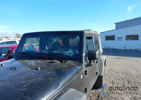 2016 Jeep Wrangler Unlimited Sport z USA, uszkodzony, nr VIN 1C4BJWDG4GL107349